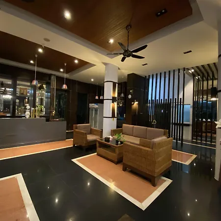 77 Patong Hotel & Spa-3